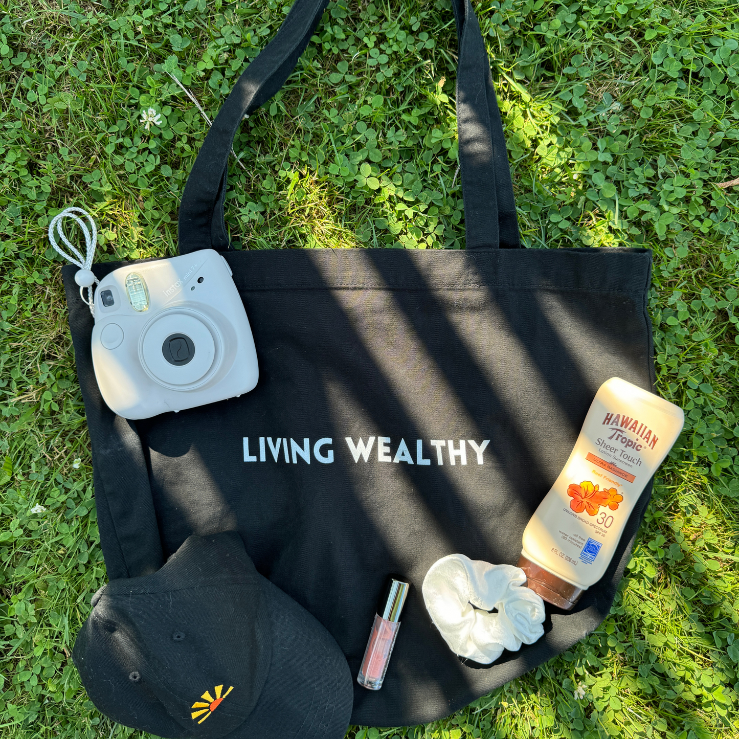 Large Tote | Living Wealthy